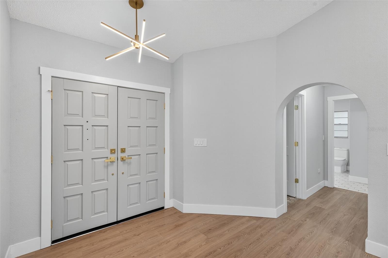 Image 14 of 87 For 4301 Marine Parkway