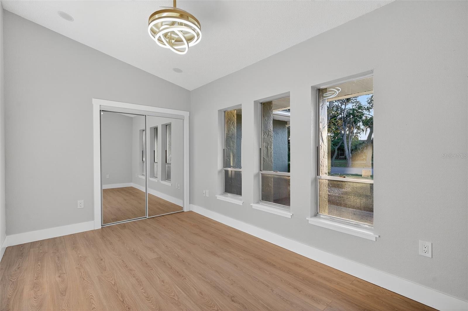 Image 15 of 87 For 4301 Marine Parkway