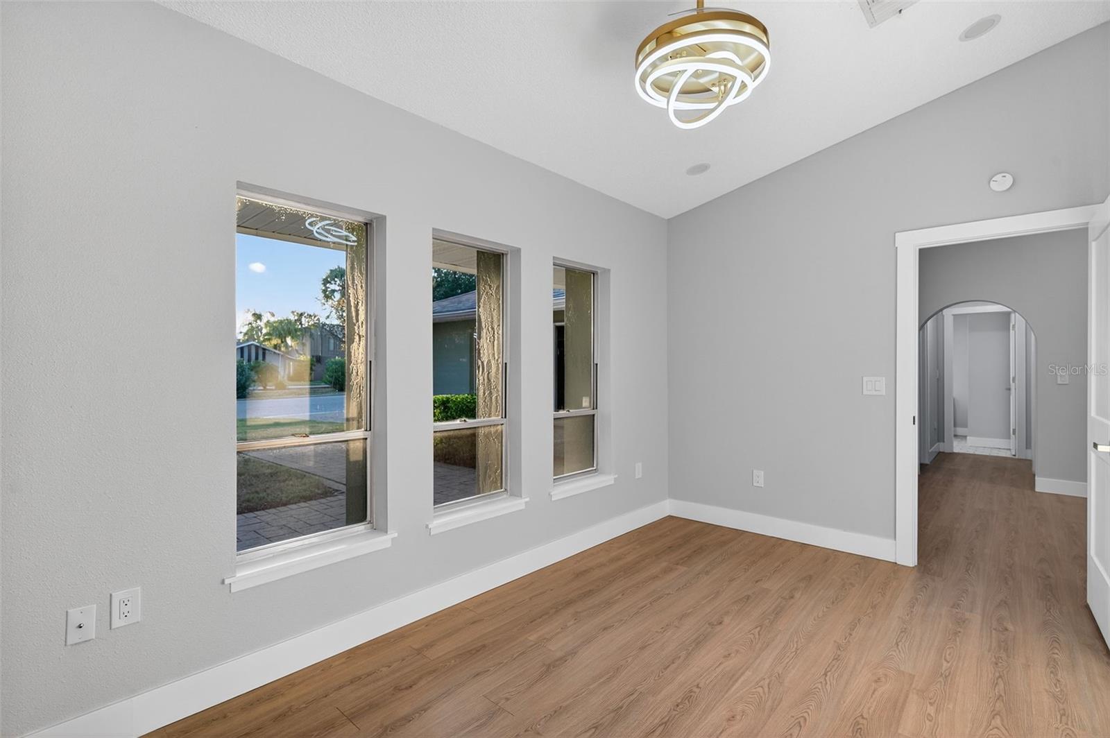 Image 17 of 87 For 4301 Marine Parkway