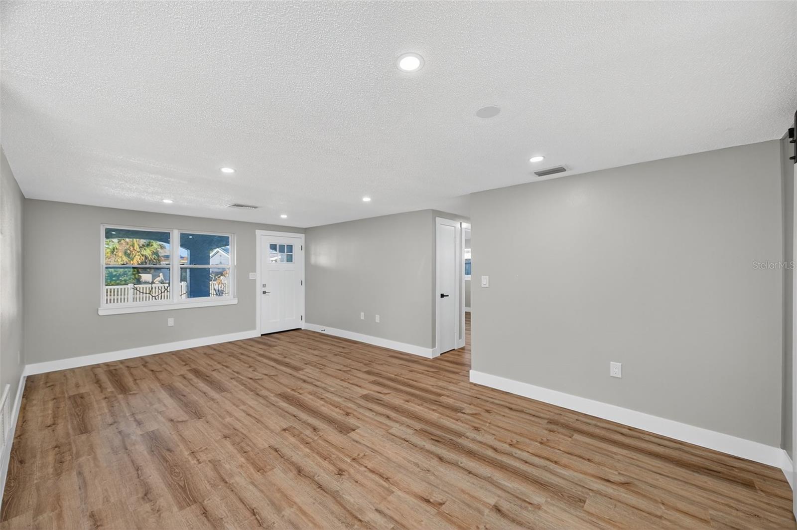 Image 13 of 53 For 3238 Coldwell Drive