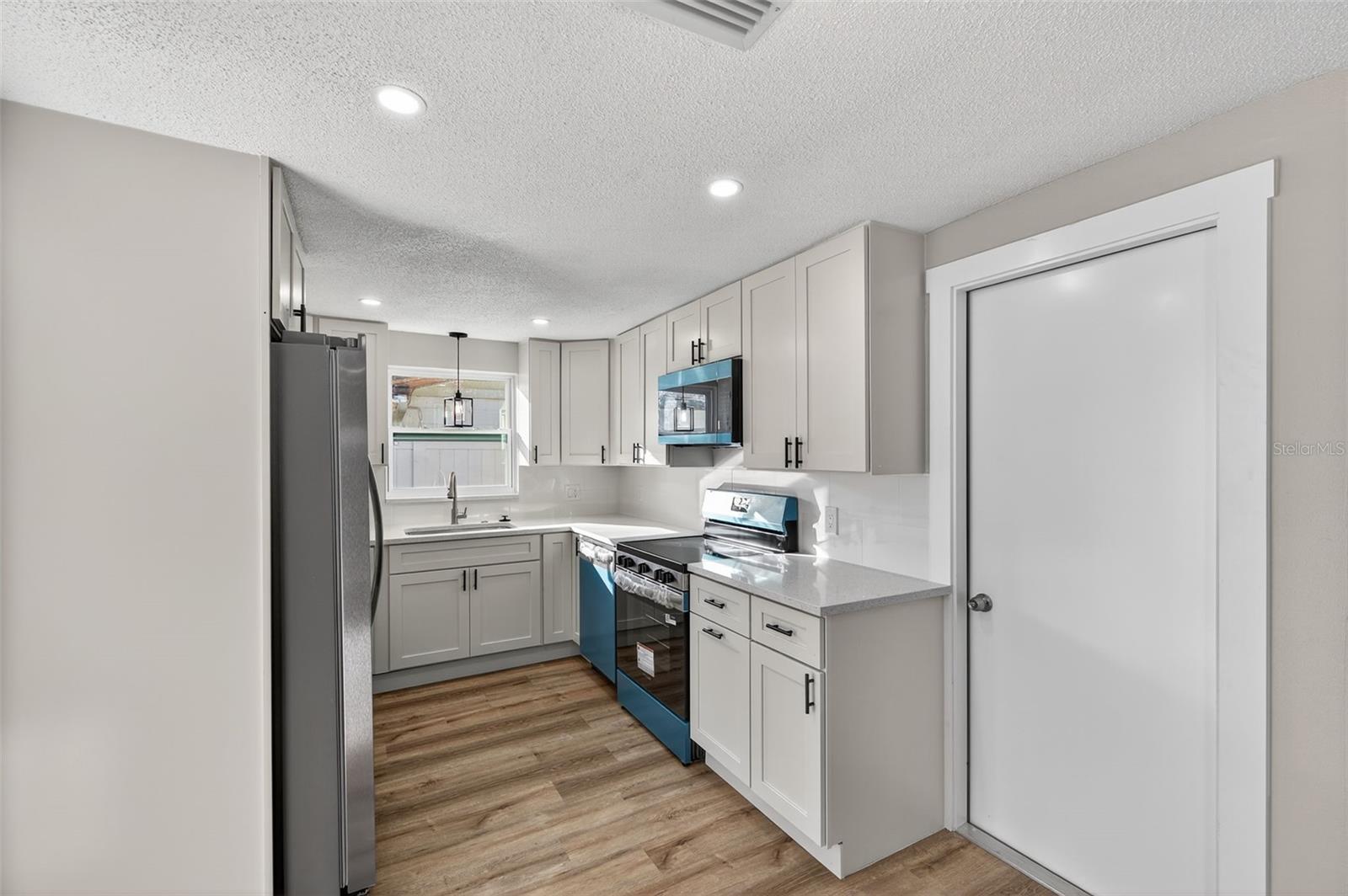 Image 14 of 53 For 3238 Coldwell Drive