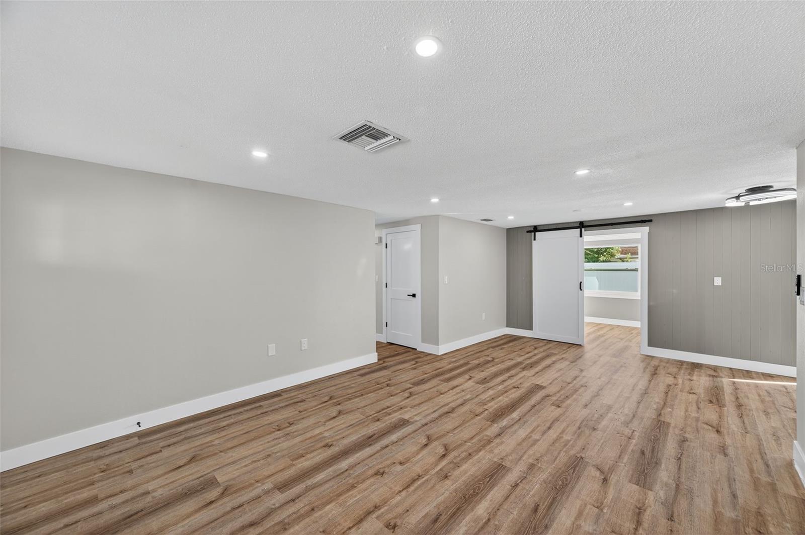 Image 6 of 53 For 3238 Coldwell Drive