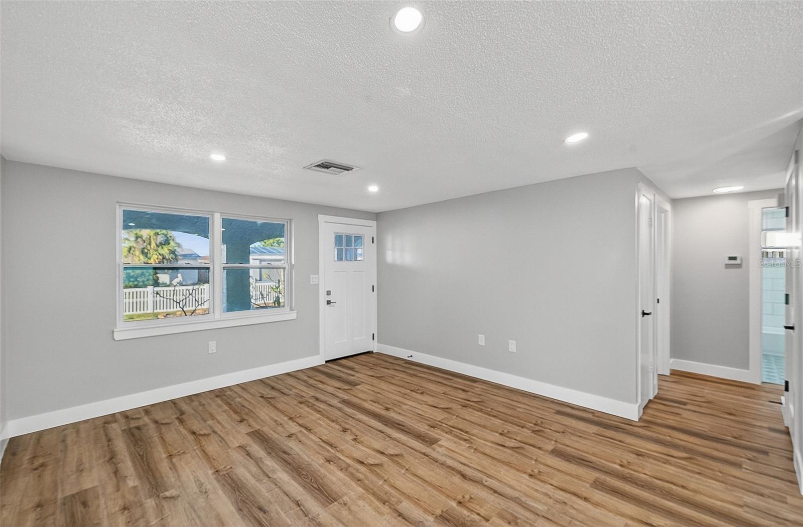 Image 9 of 53 For 3238 Coldwell Drive