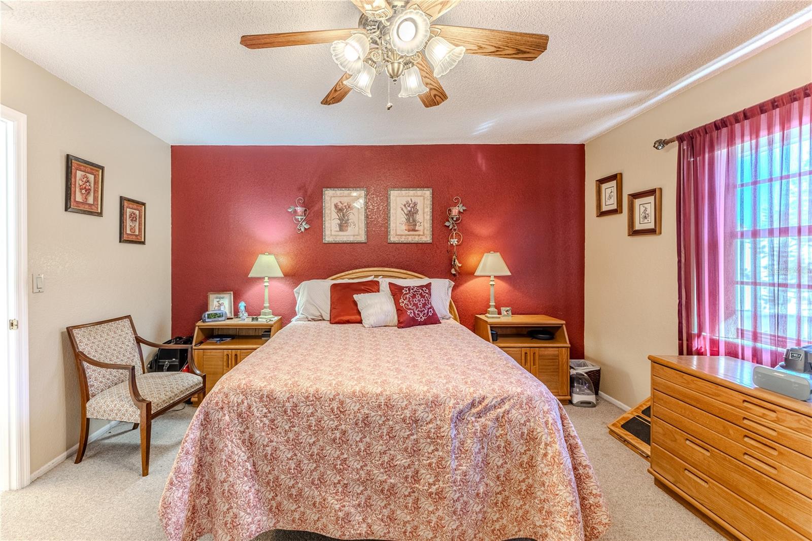 Listing photo id 18 for 11249 Riddle Drive