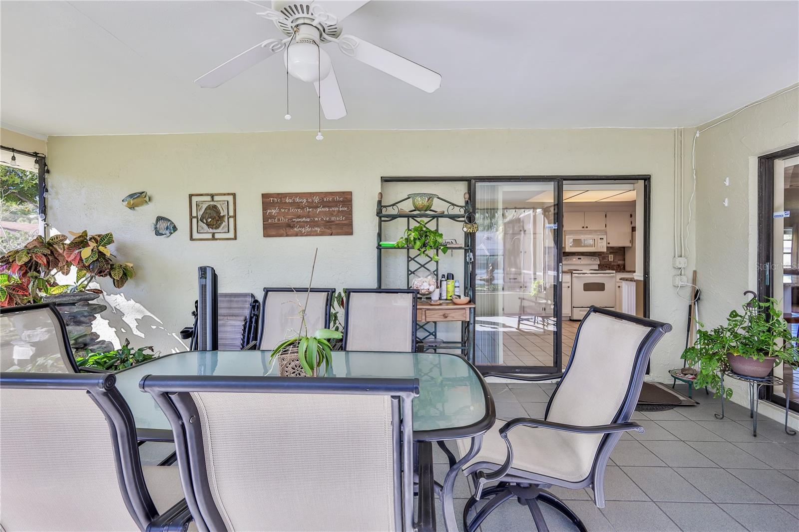 Listing photo id 33 for 11249 Riddle Drive