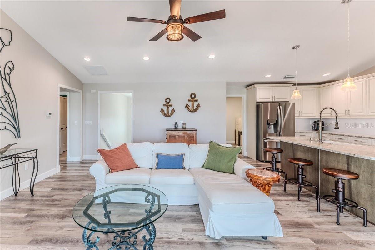 Image 19 of 54 For 4469 Bahama Drive