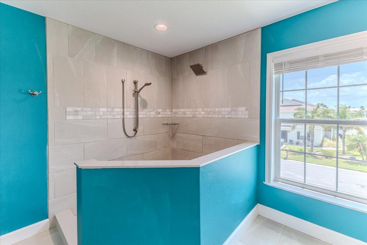 Image 32 of 54 For 4469 Bahama Drive