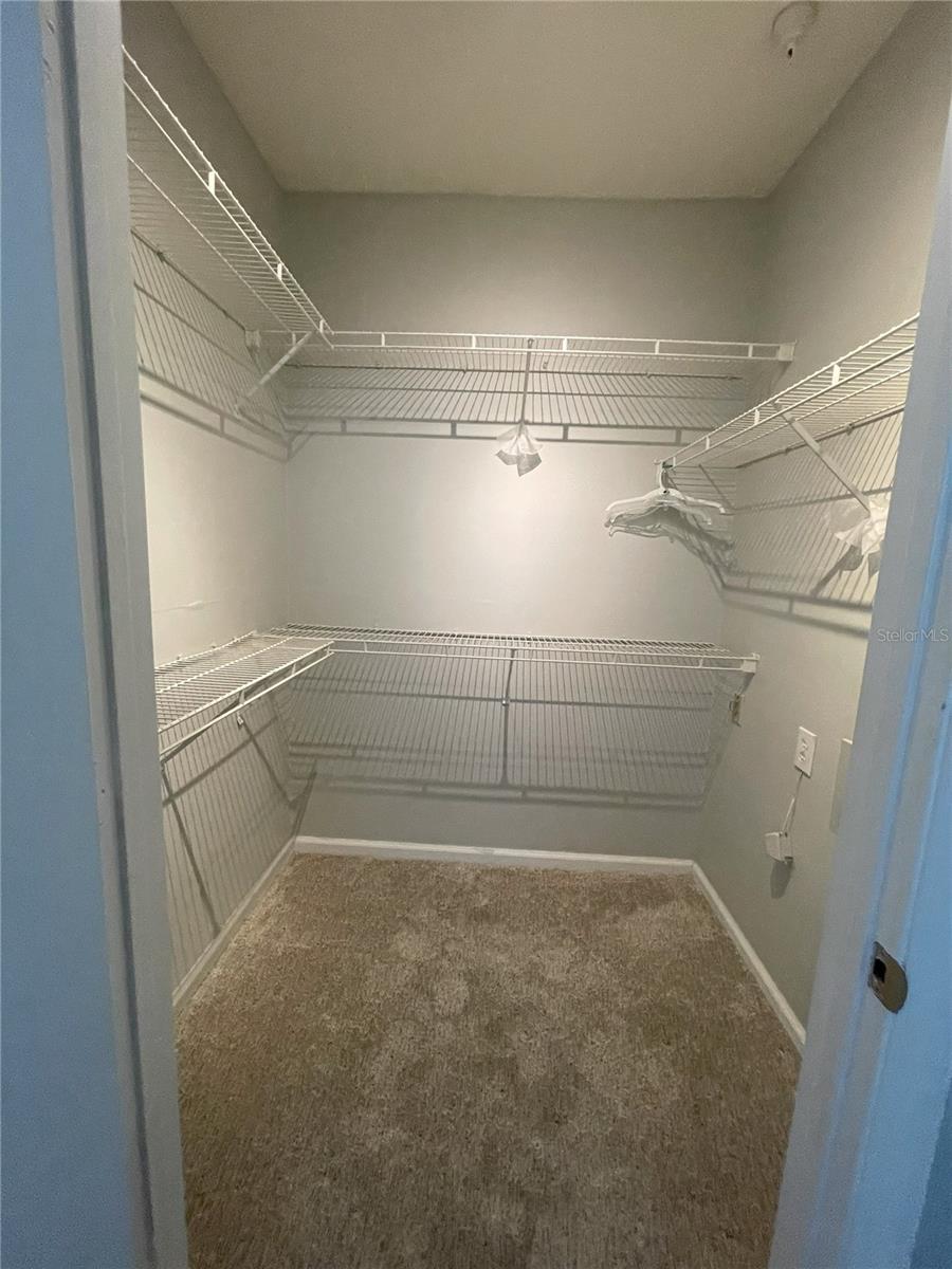 Image 9 of 9 For 1315 Bay Club Circle 1315