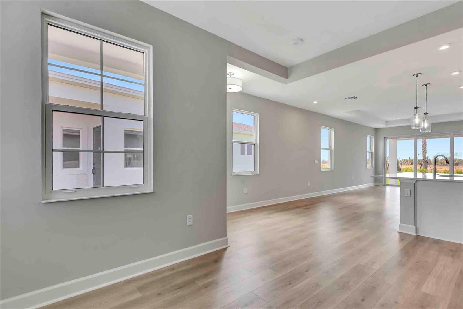 Image 23 of 57 For 1459 Santorini Way