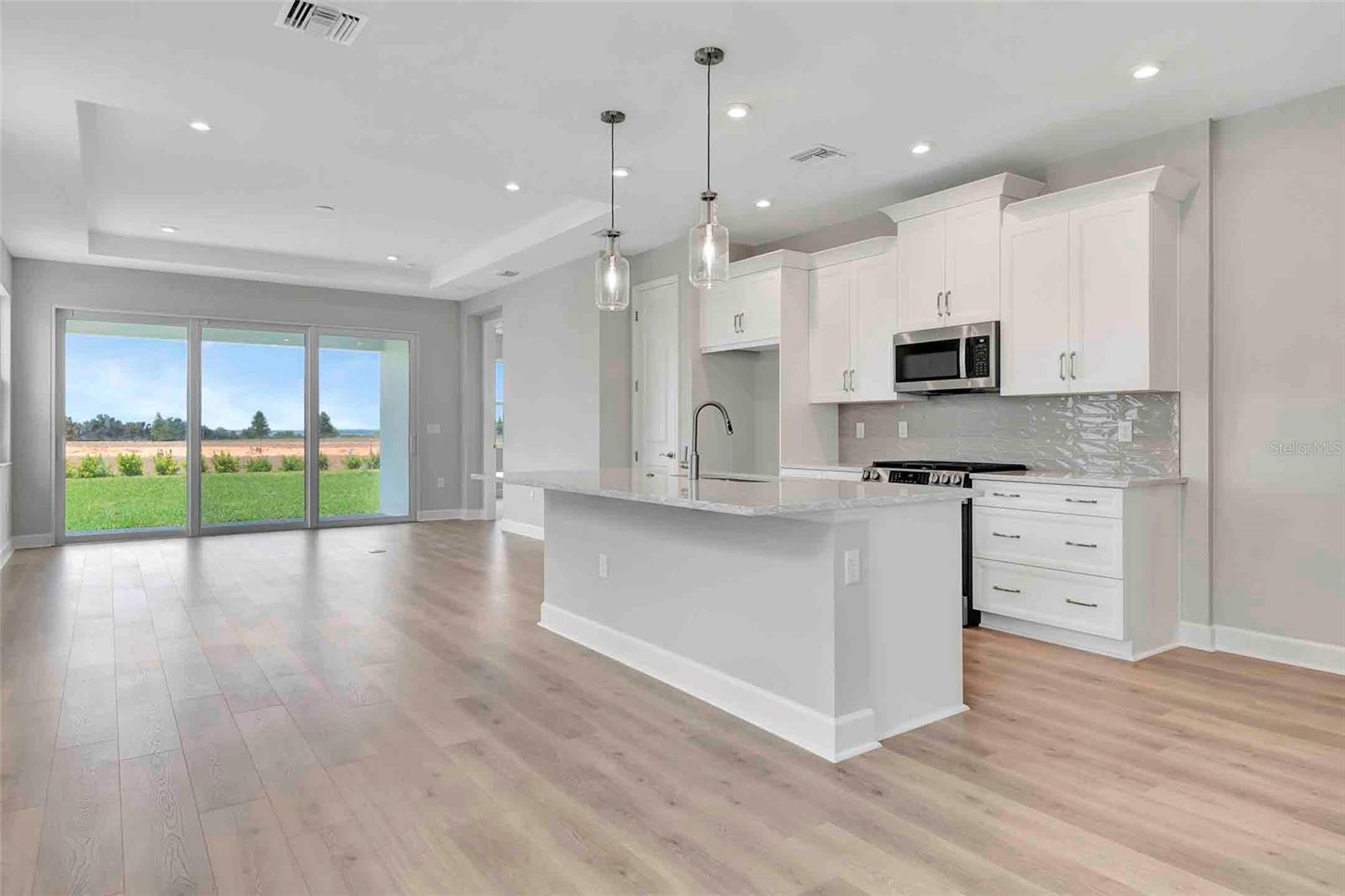 Image 24 of 57 For 1459 Santorini Way