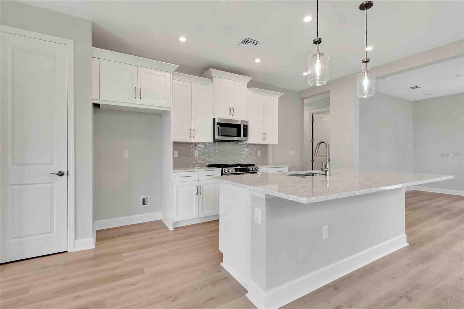 Image 27 of 57 For 1459 Santorini Way