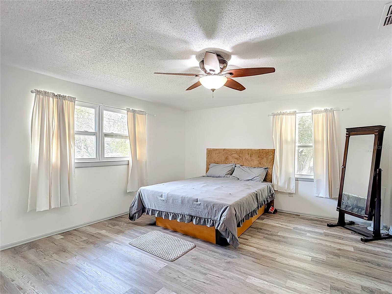 Image 25 of 47 For 4716 Gazania Street