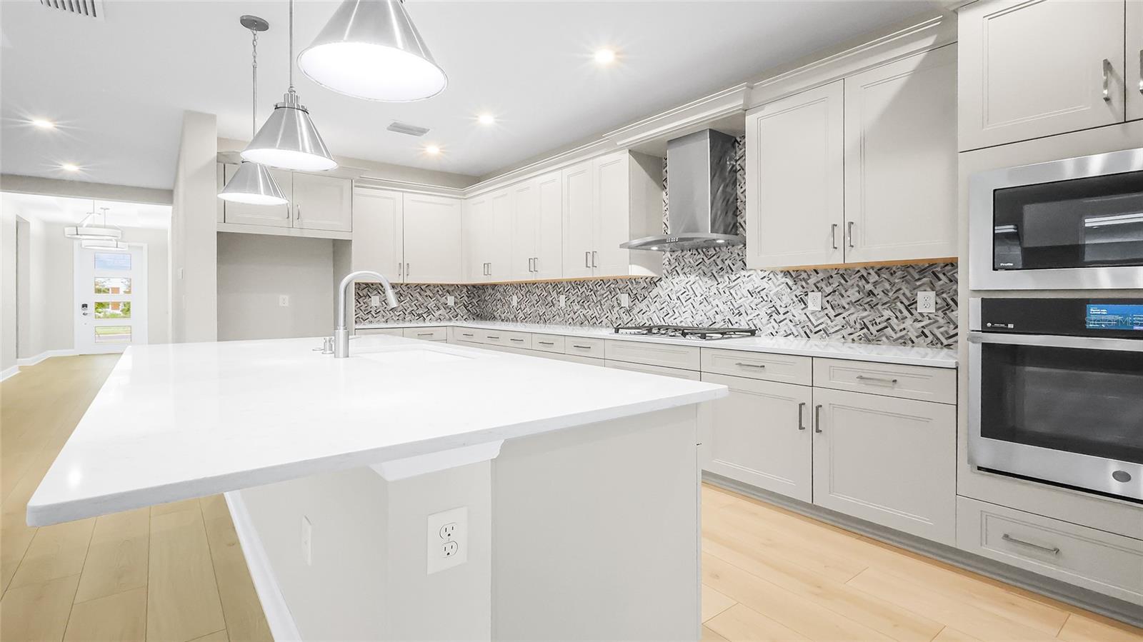 Image 27 of 81 For 1620 Bellagio Loop