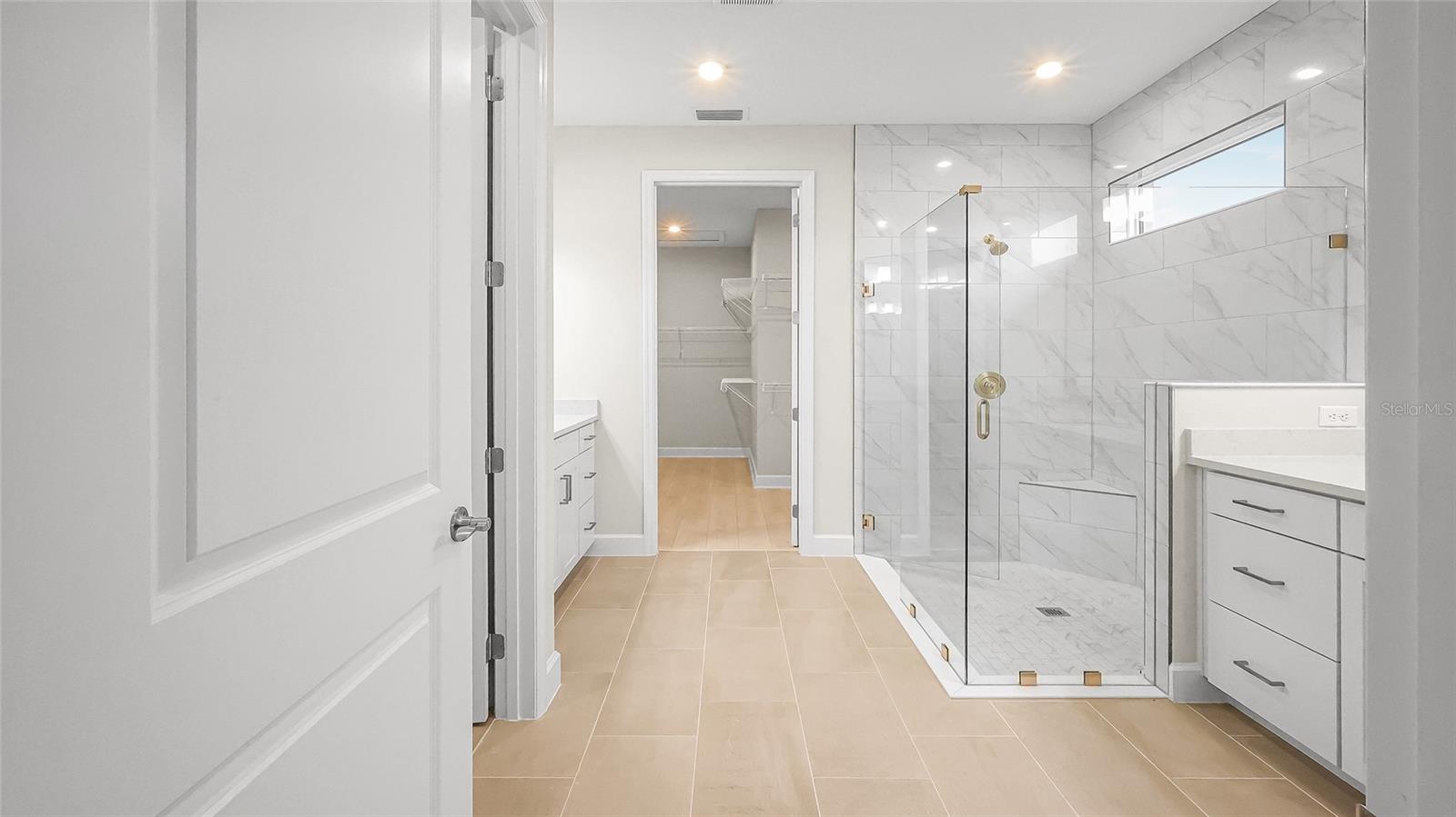 Image 40 of 81 For 1620 Bellagio Loop