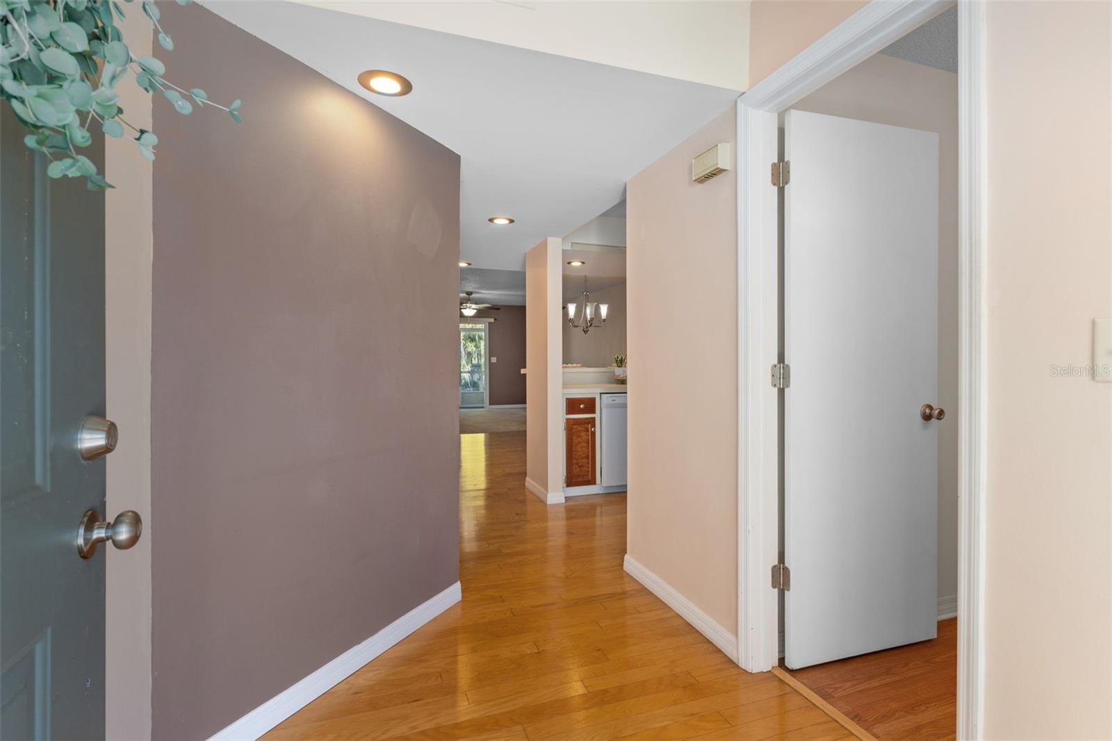 Image 6 of 46 For 1264 Cypress Cove Court