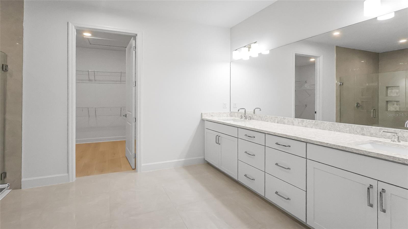 Image 17 of 39 For 1615 Bellagio Loop