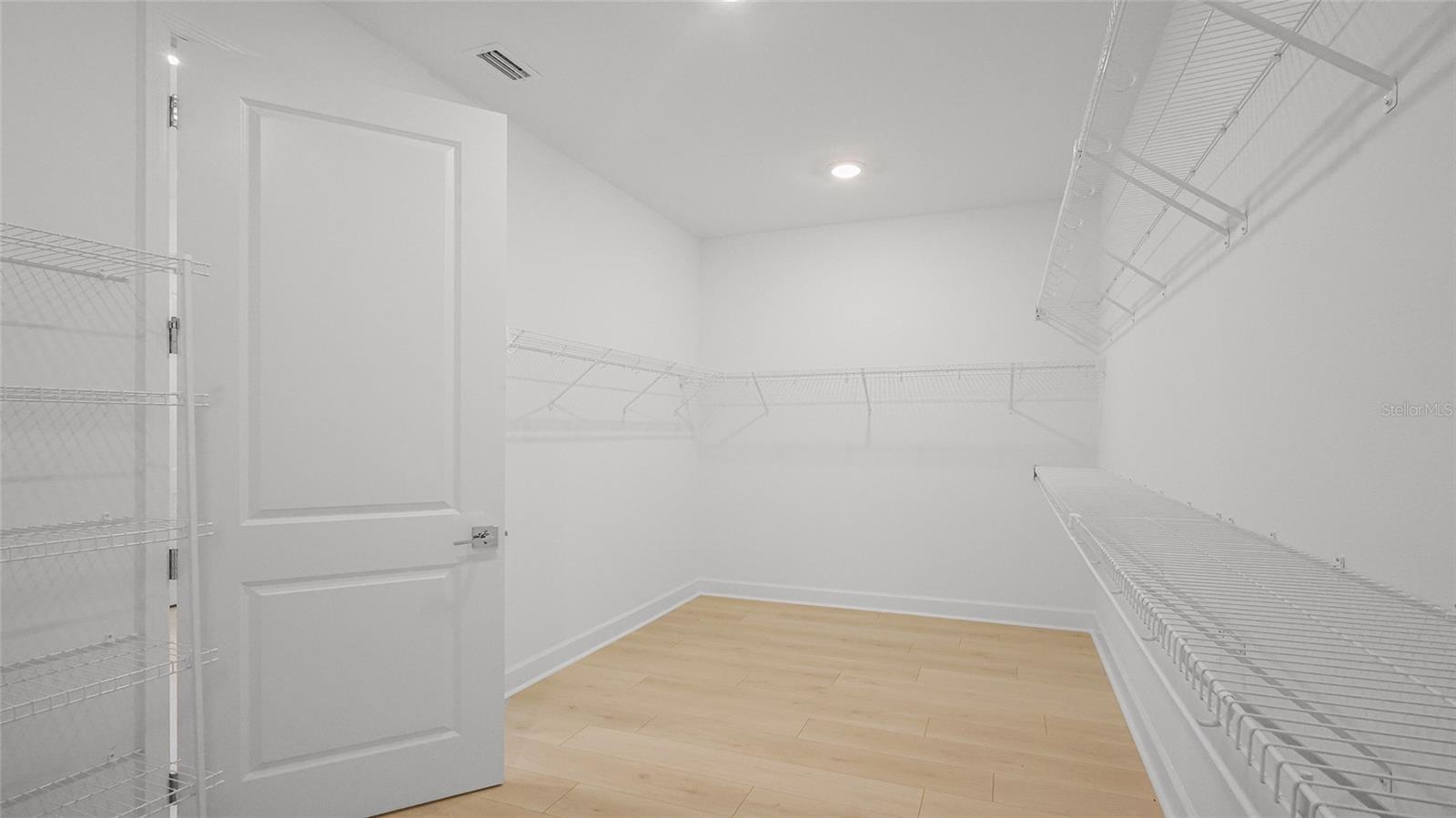 Image 18 of 39 For 1615 Bellagio Loop