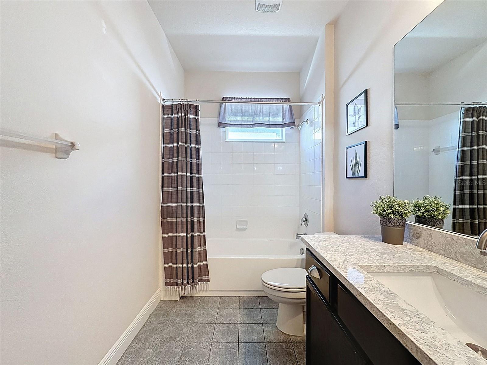 Image 19 of 45 For 14633 Strathglass Drive