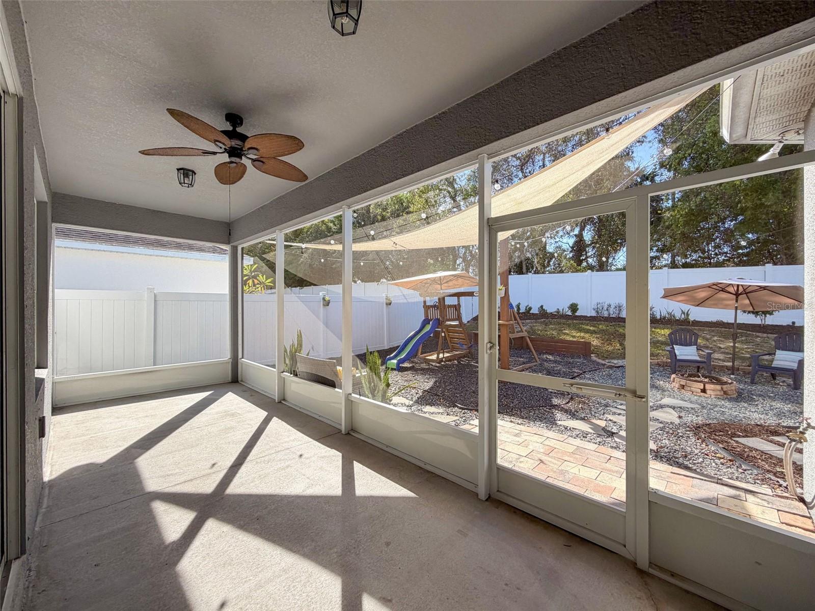 Image 33 of 45 For 14633 Strathglass Drive