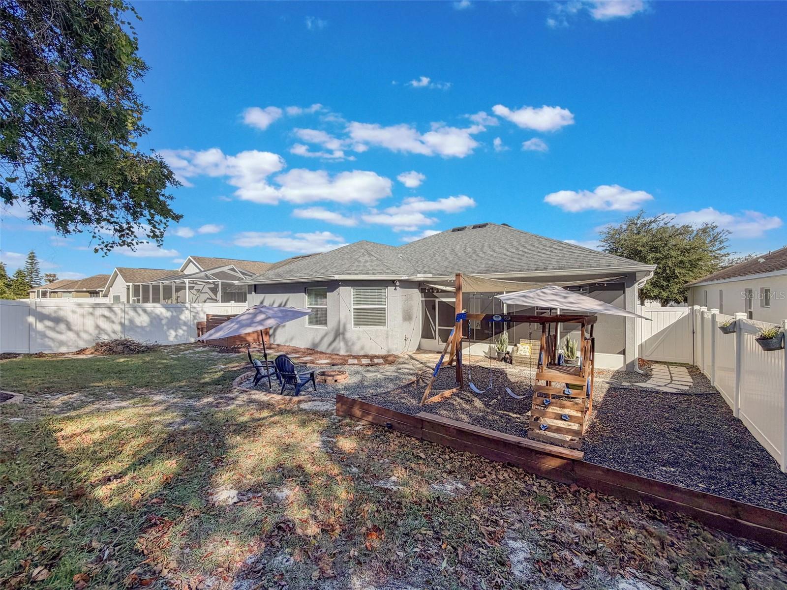 Image 37 of 45 For 14633 Strathglass Drive