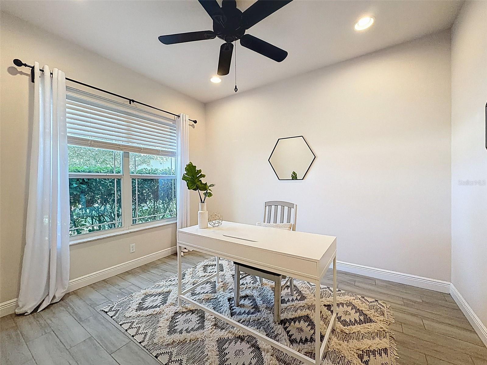 Image 7 of 45 For 14633 Strathglass Drive