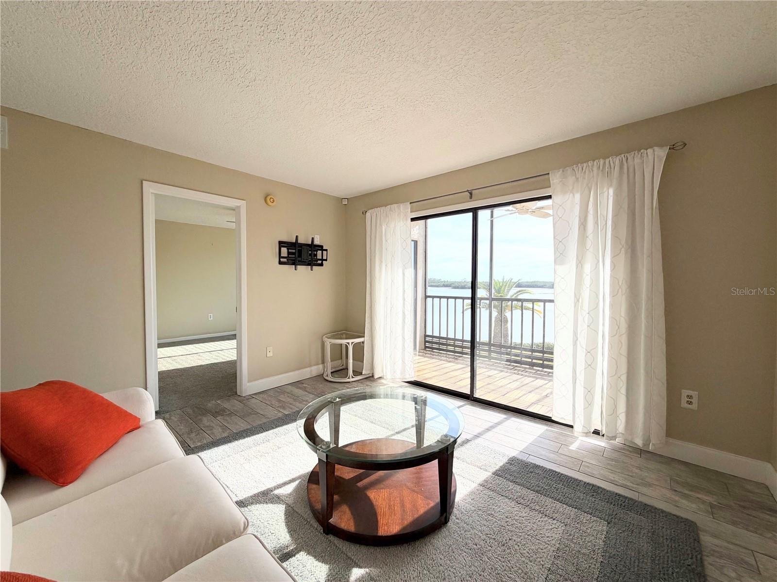 Image 5 of 25 For 4550 Bay Boulevard 1224