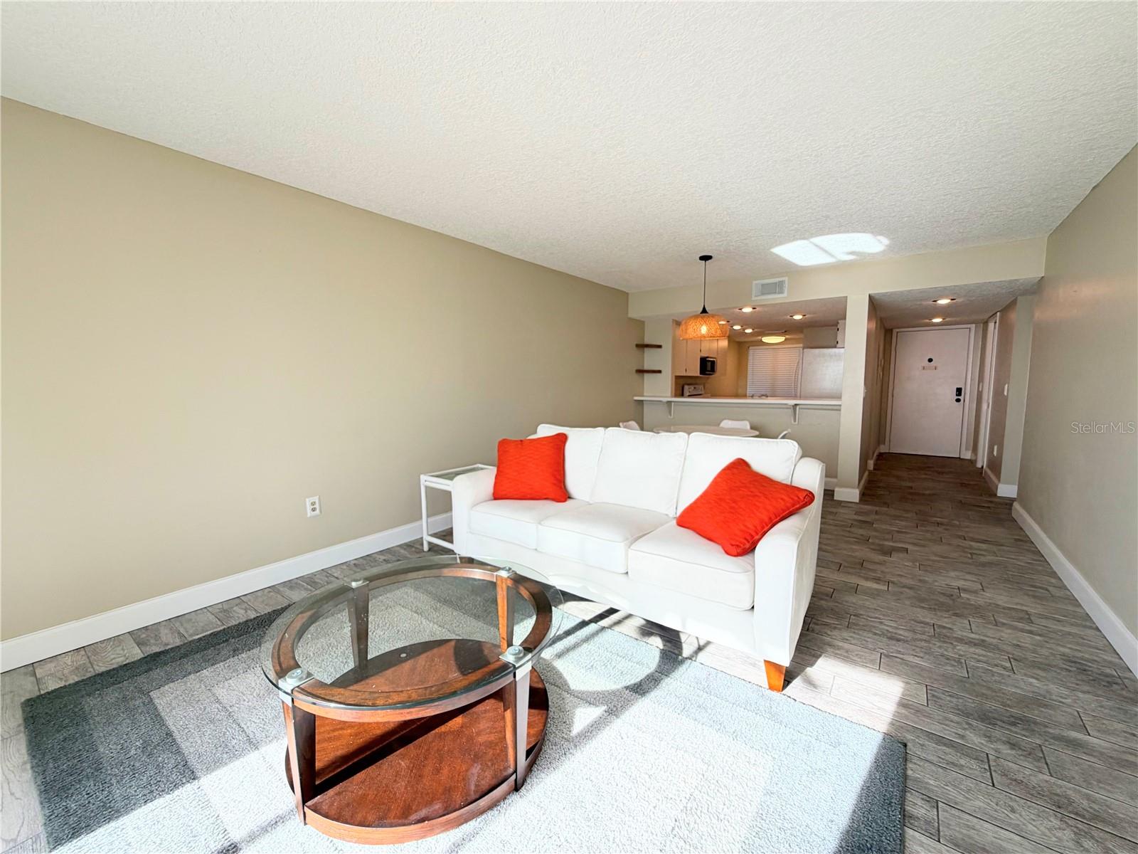 Image 6 of 25 For 4550 Bay Boulevard 1224