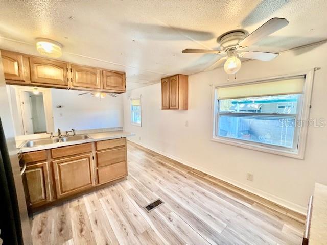 Image 14 of 47 For 1216 Live Oak Parkway