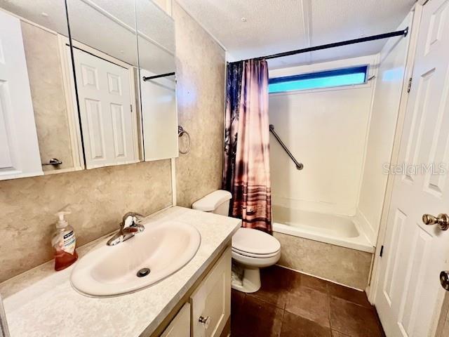 Image 31 of 47 For 1216 Live Oak Parkway