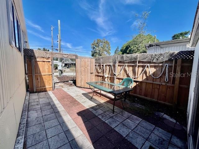 Image 38 of 47 For 1216 Live Oak Parkway