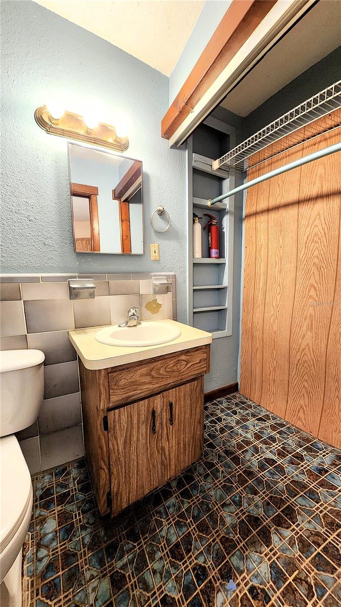 Image 11 of 18 For 6321 Runnel Drive