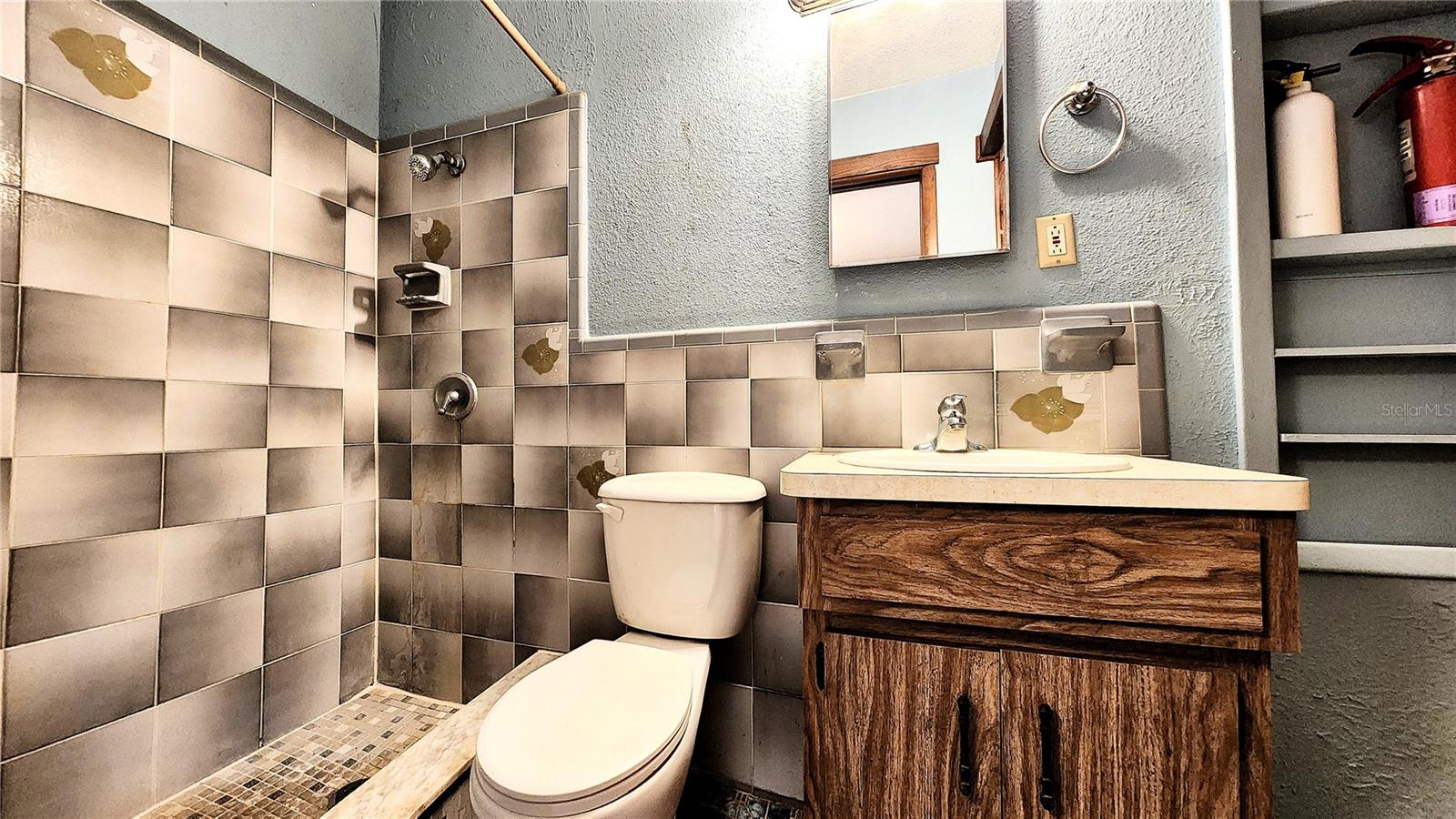 Image 9 of 18 For 6321 Runnel Drive