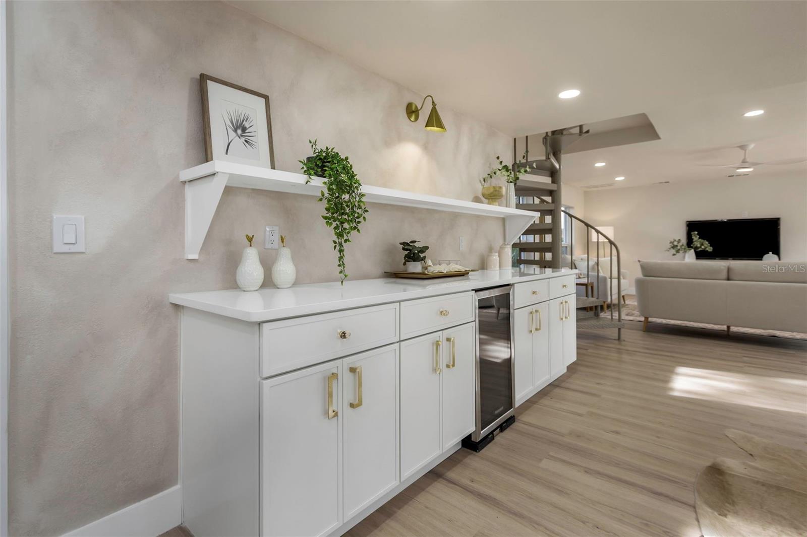 Image 29 of 100 For 1905 Pinetree Lane