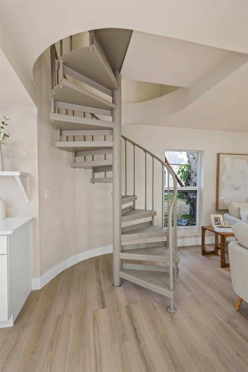 Image 31 of 100 For 1905 Pinetree Lane