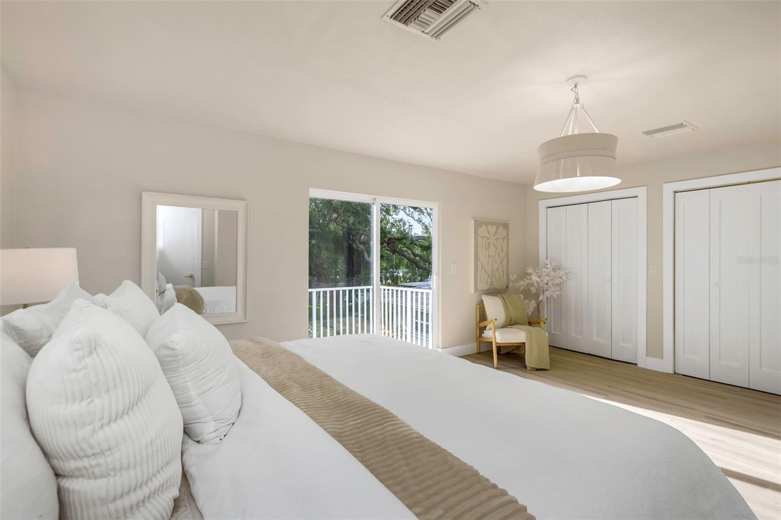 Image 47 of 100 For 1905 Pinetree Lane