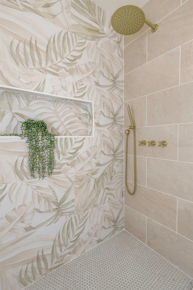 Image 51 of 100 For 1905 Pinetree Lane