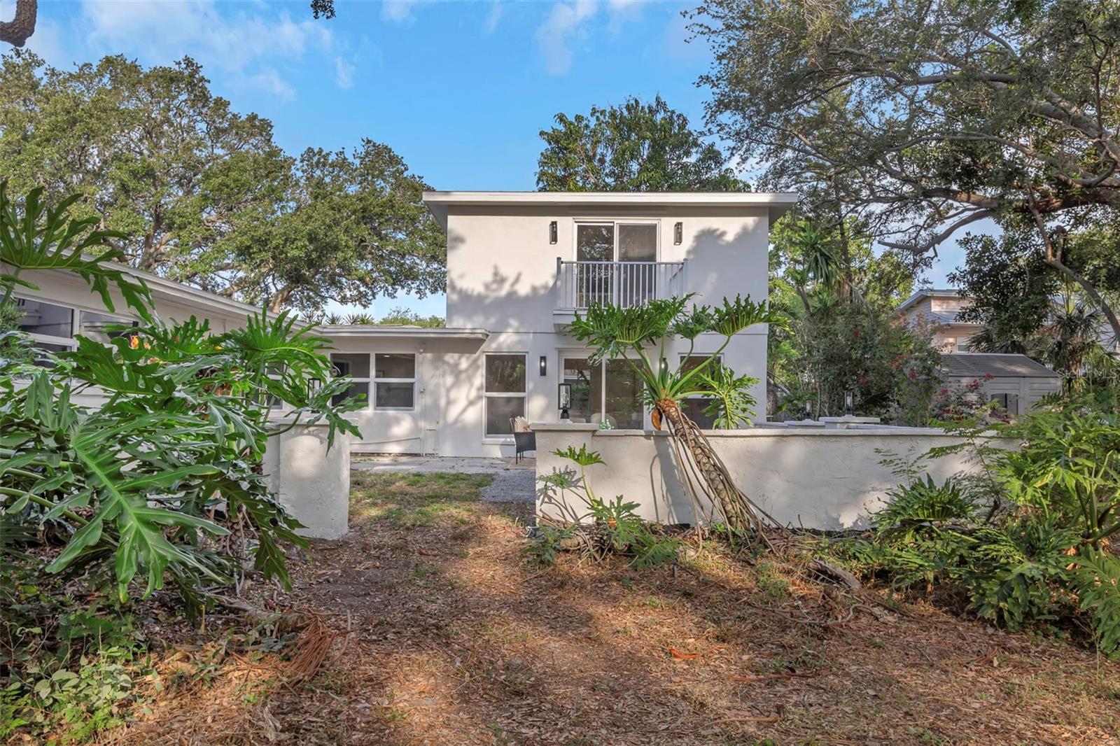 Image 68 of 100 For 1905 Pinetree Lane