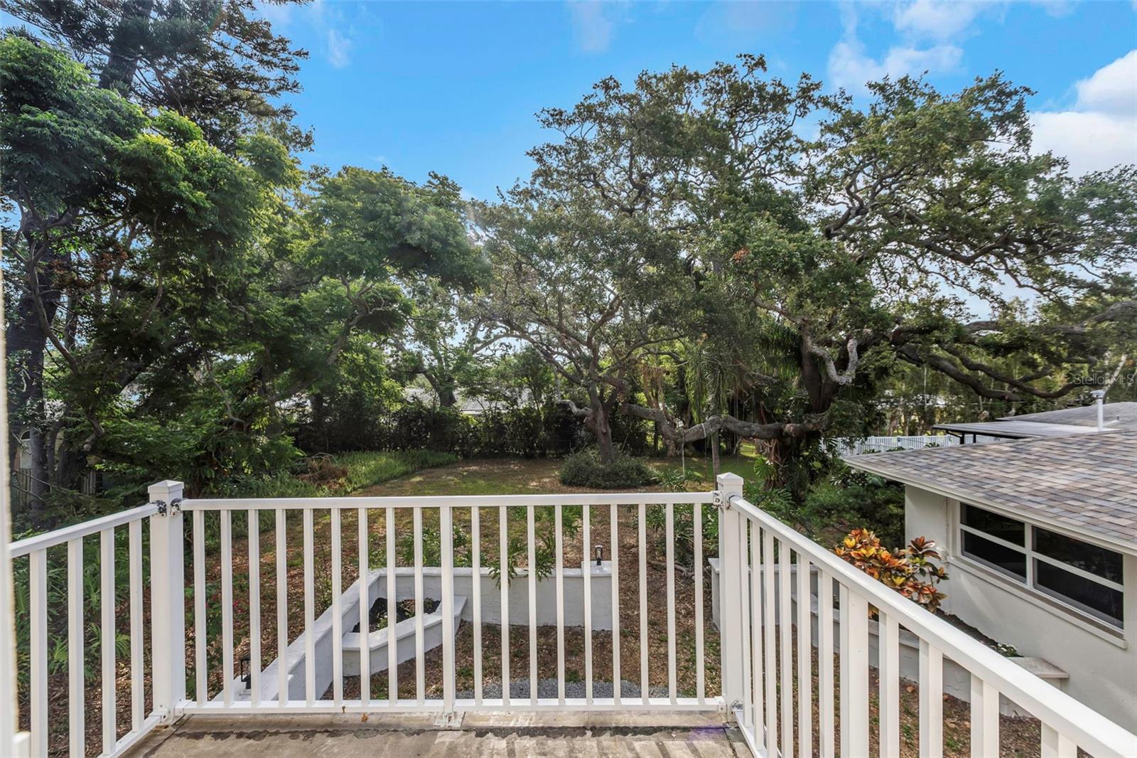 Image 72 of 100 For 1905 Pinetree Lane