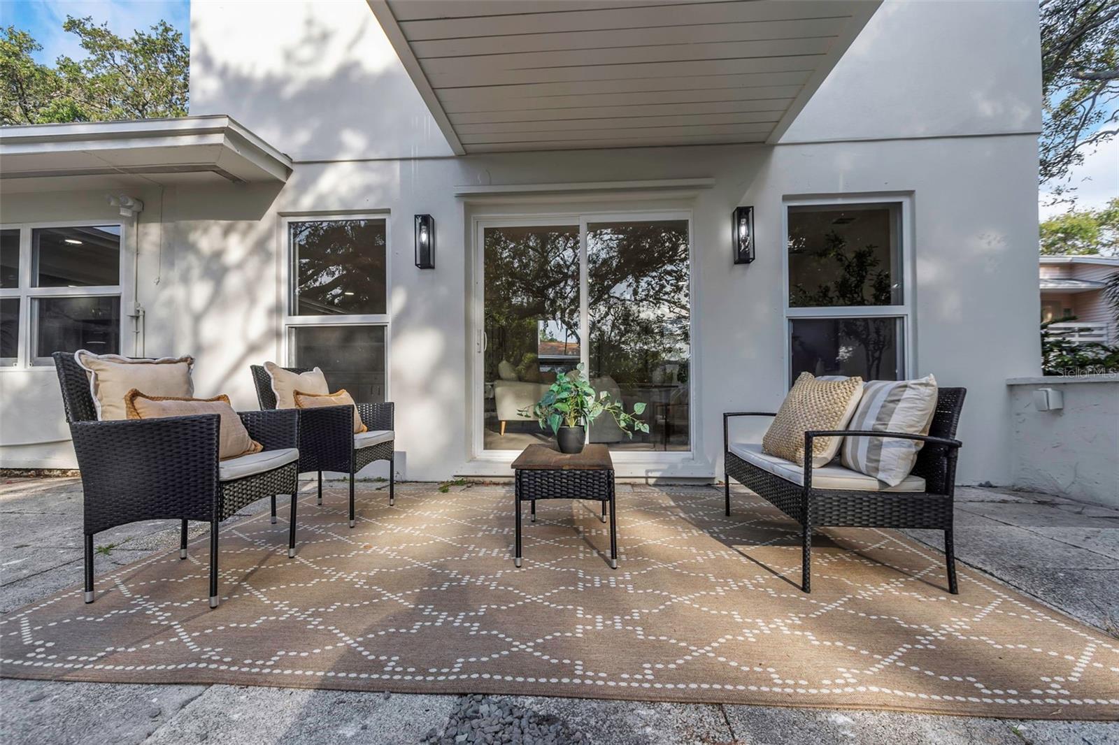 Image 75 of 100 For 1905 Pinetree Lane