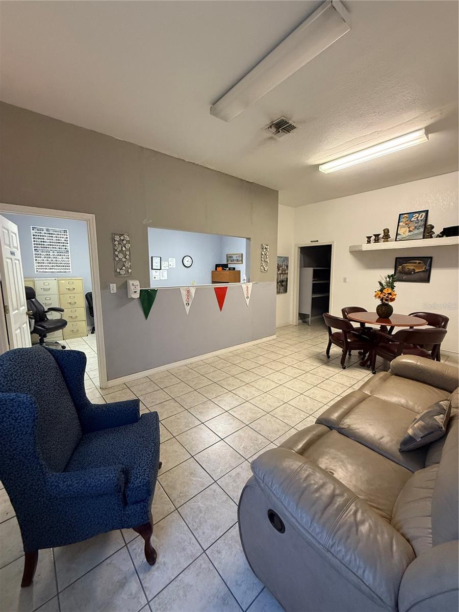 Image 10 of 20 For 9334 State Road 52