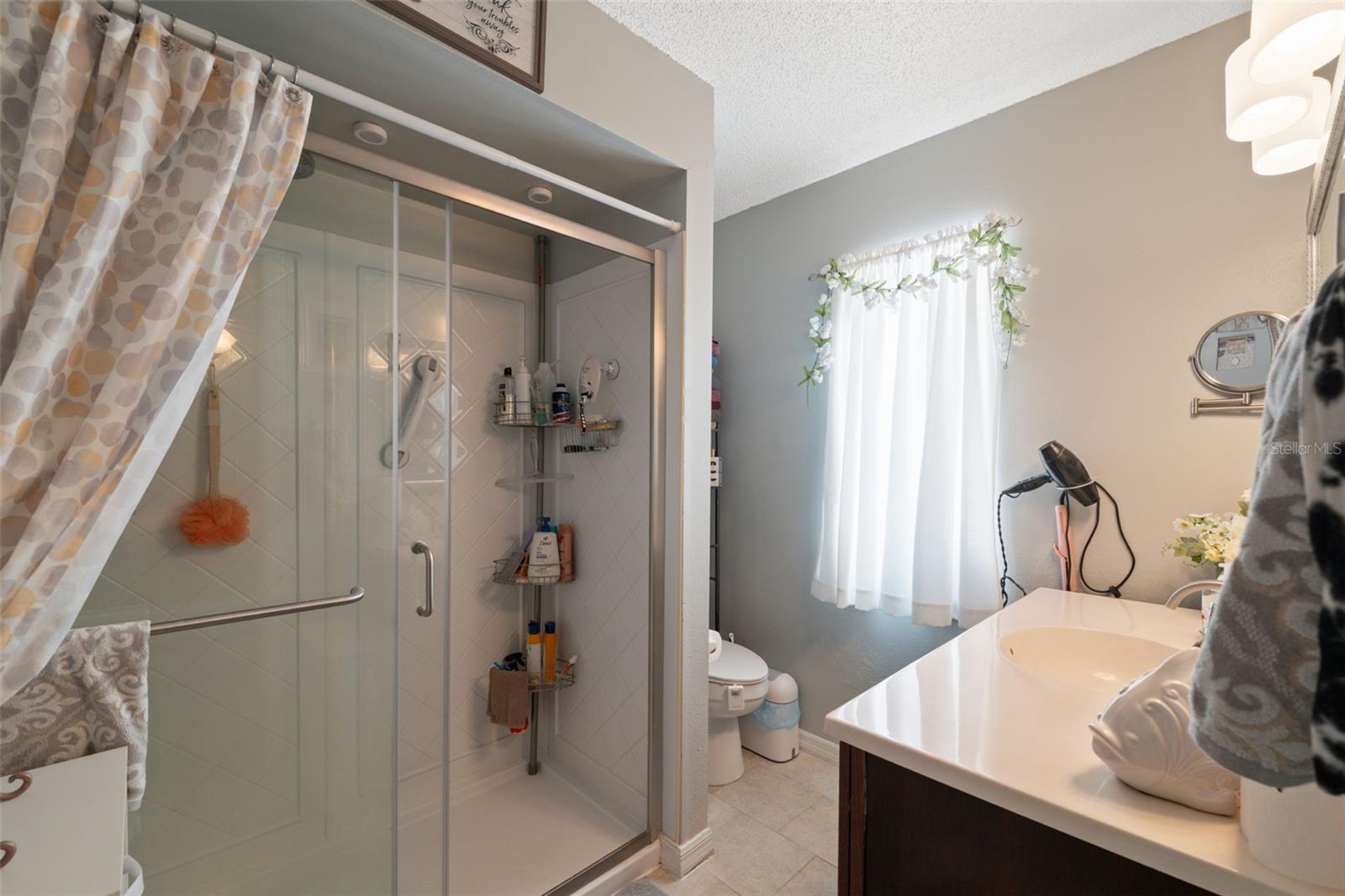 Listing photo id 10 for 12265 Shafton Road