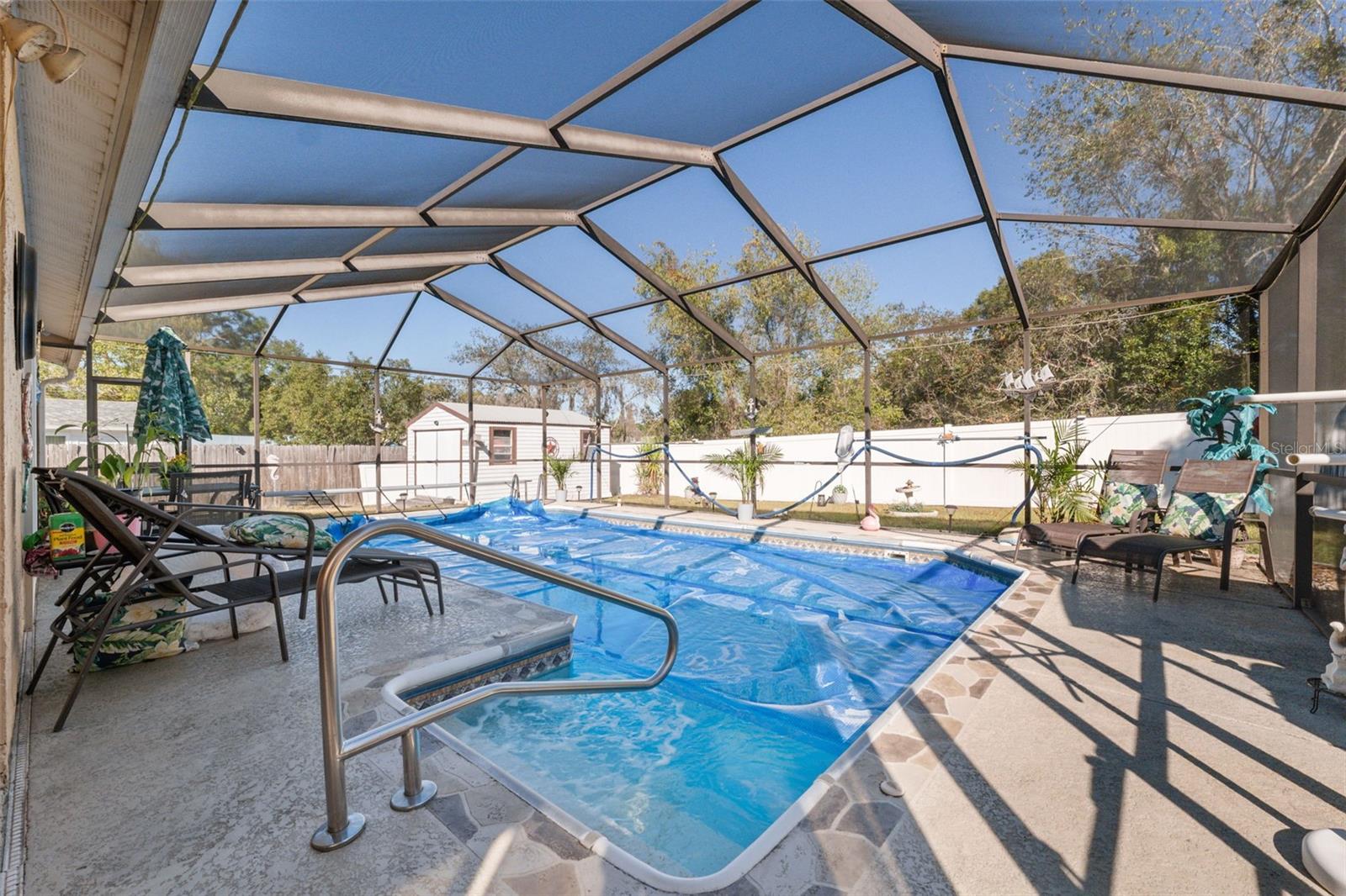 Listing photo id 16 for 12265 Shafton Road