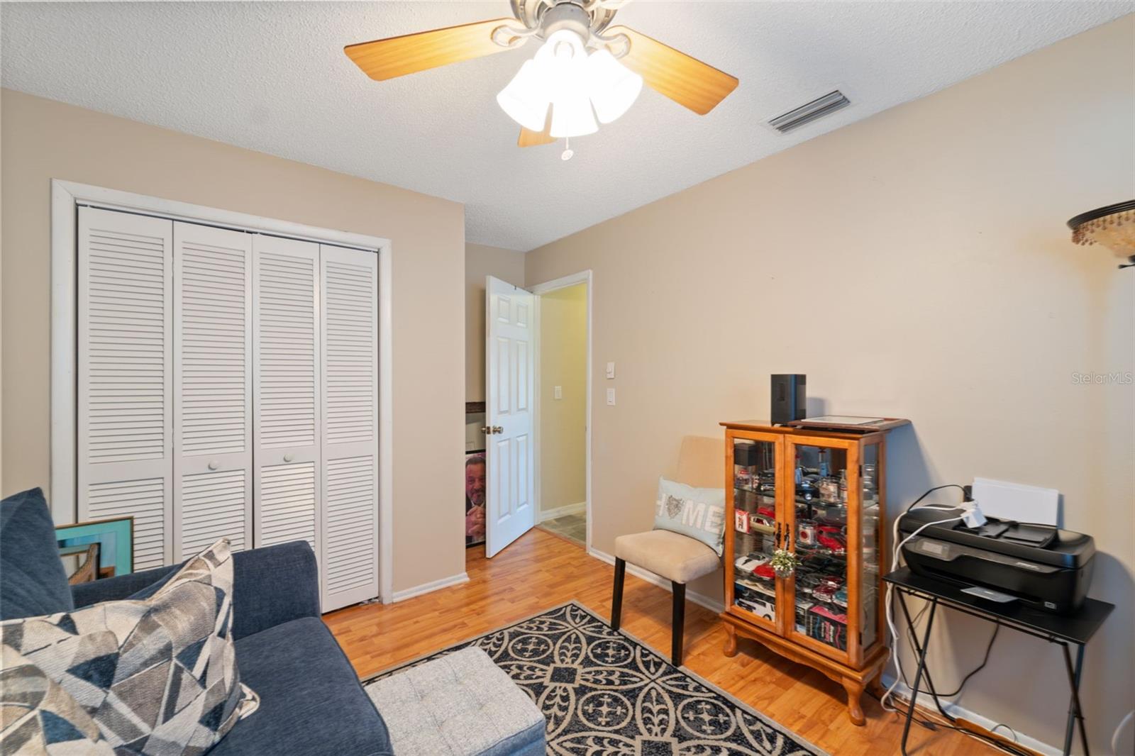 Listing photo id 49 for 12265 Shafton Road