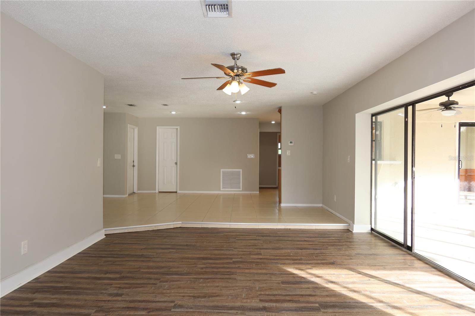 Image 13 of 52 For 2414 San Luis Road