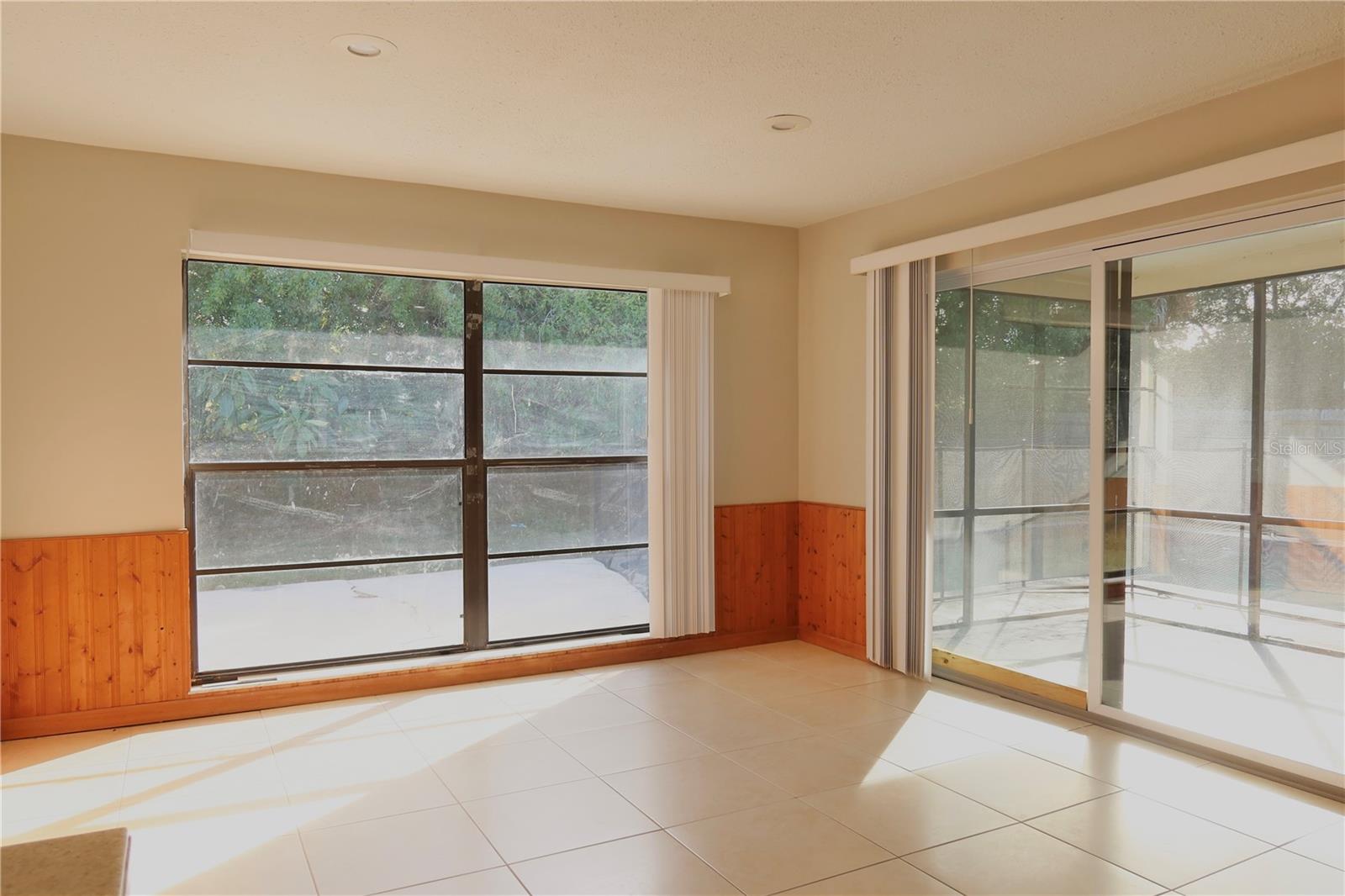 Image 30 of 52 For 2414 San Luis Road