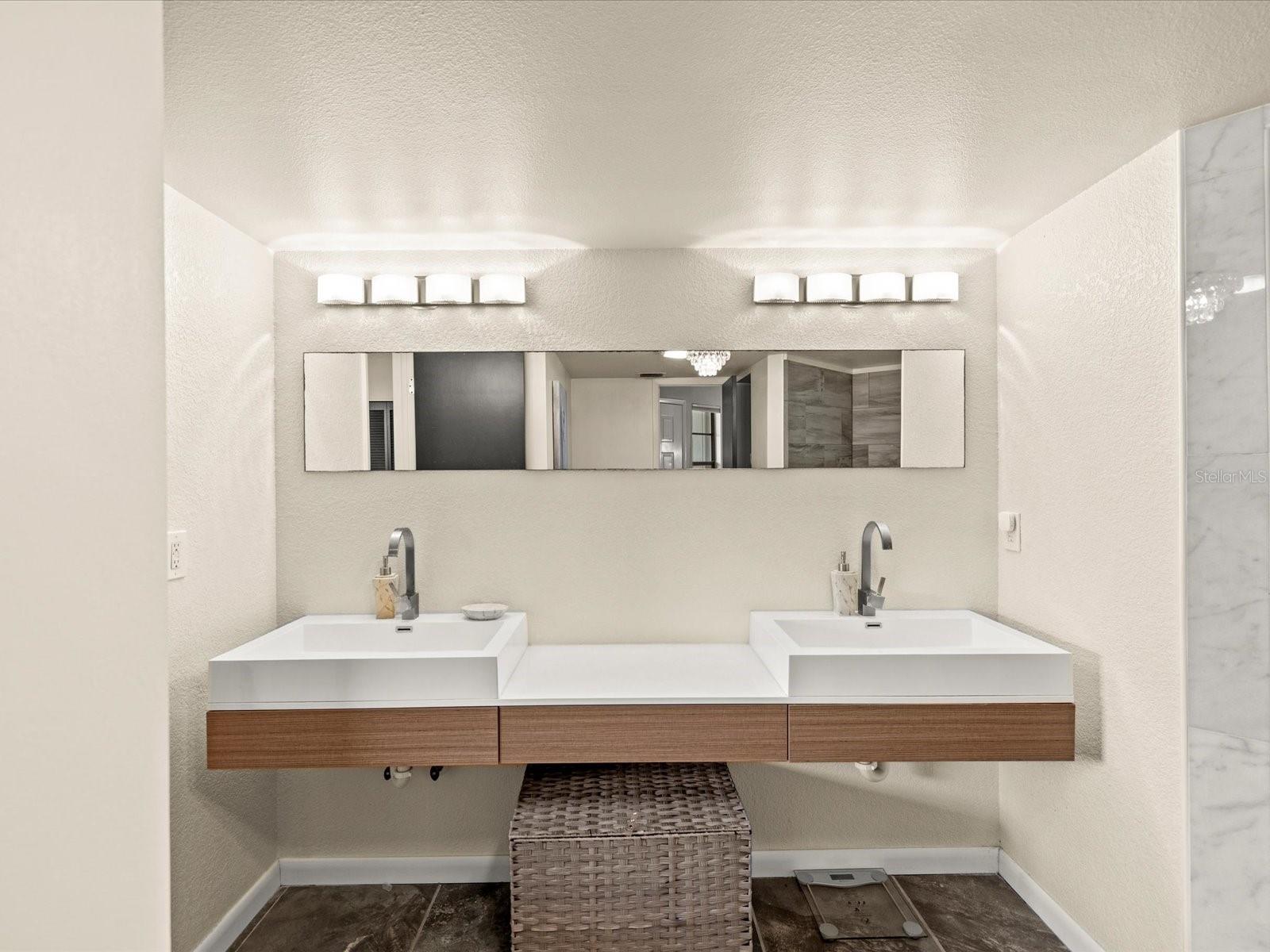 Image 11 of 66 For 11723 Rolling Pine Lane