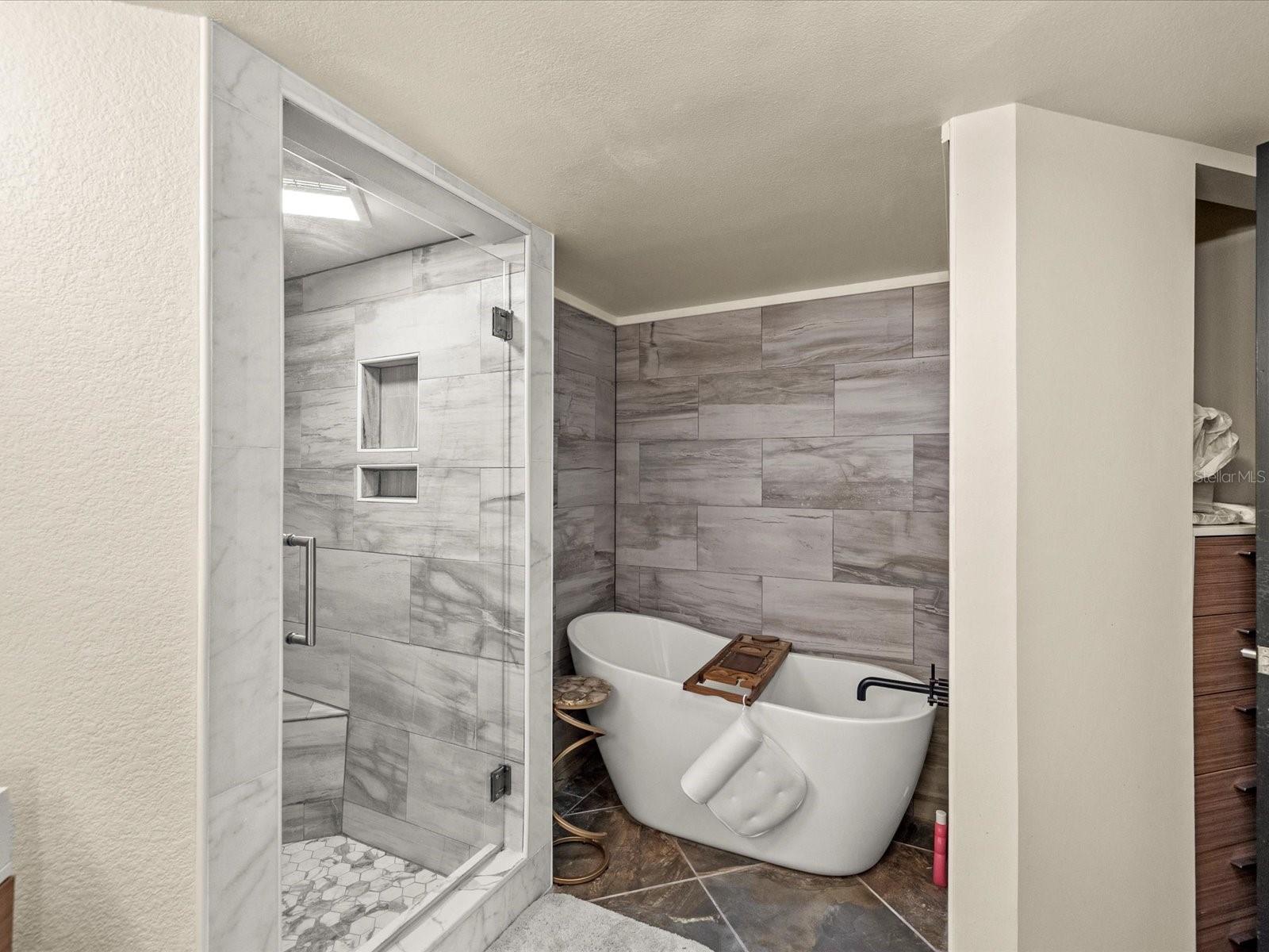 Image 13 of 66 For 11723 Rolling Pine Lane