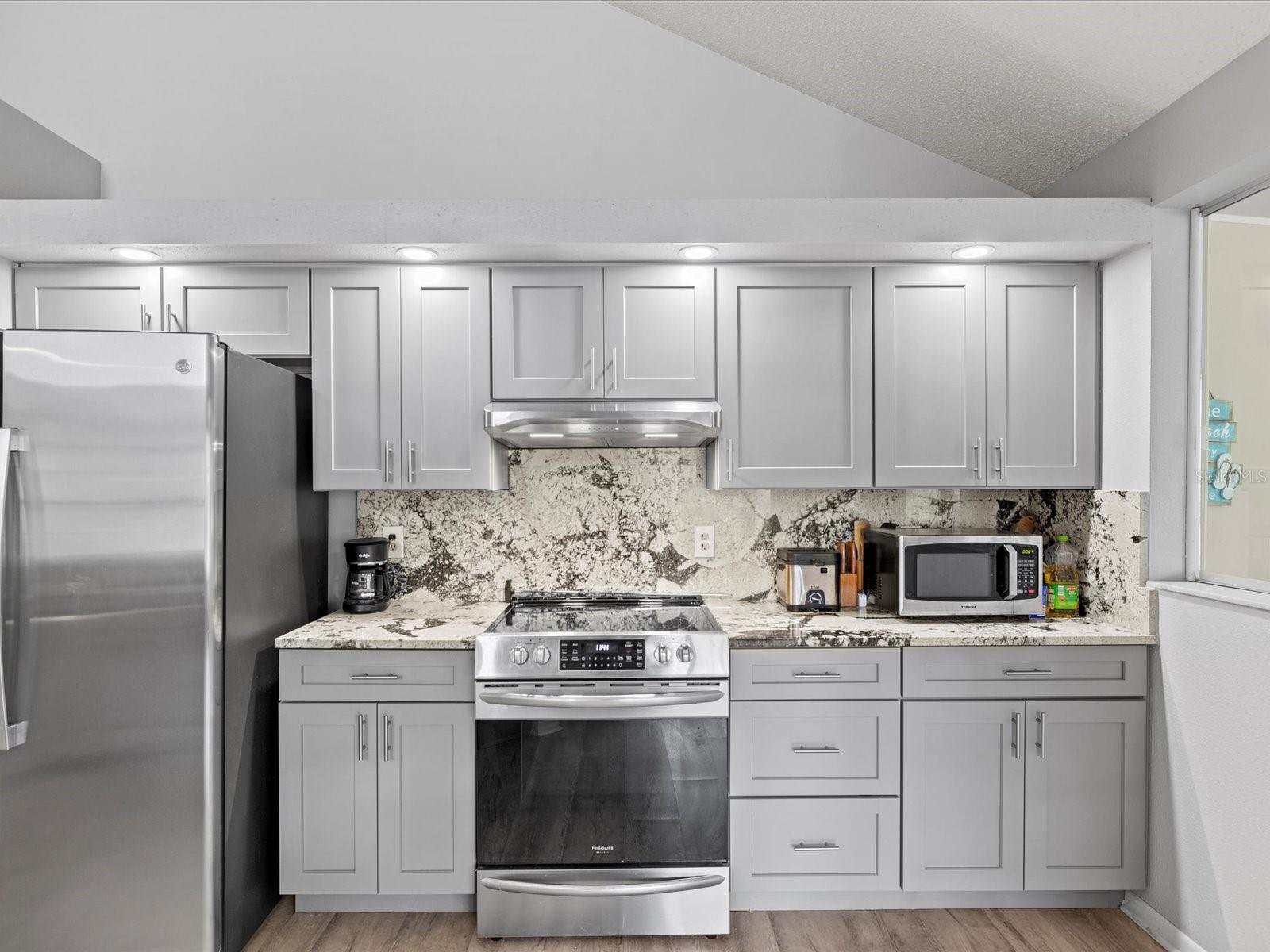 Image 25 of 66 For 11723 Rolling Pine Lane