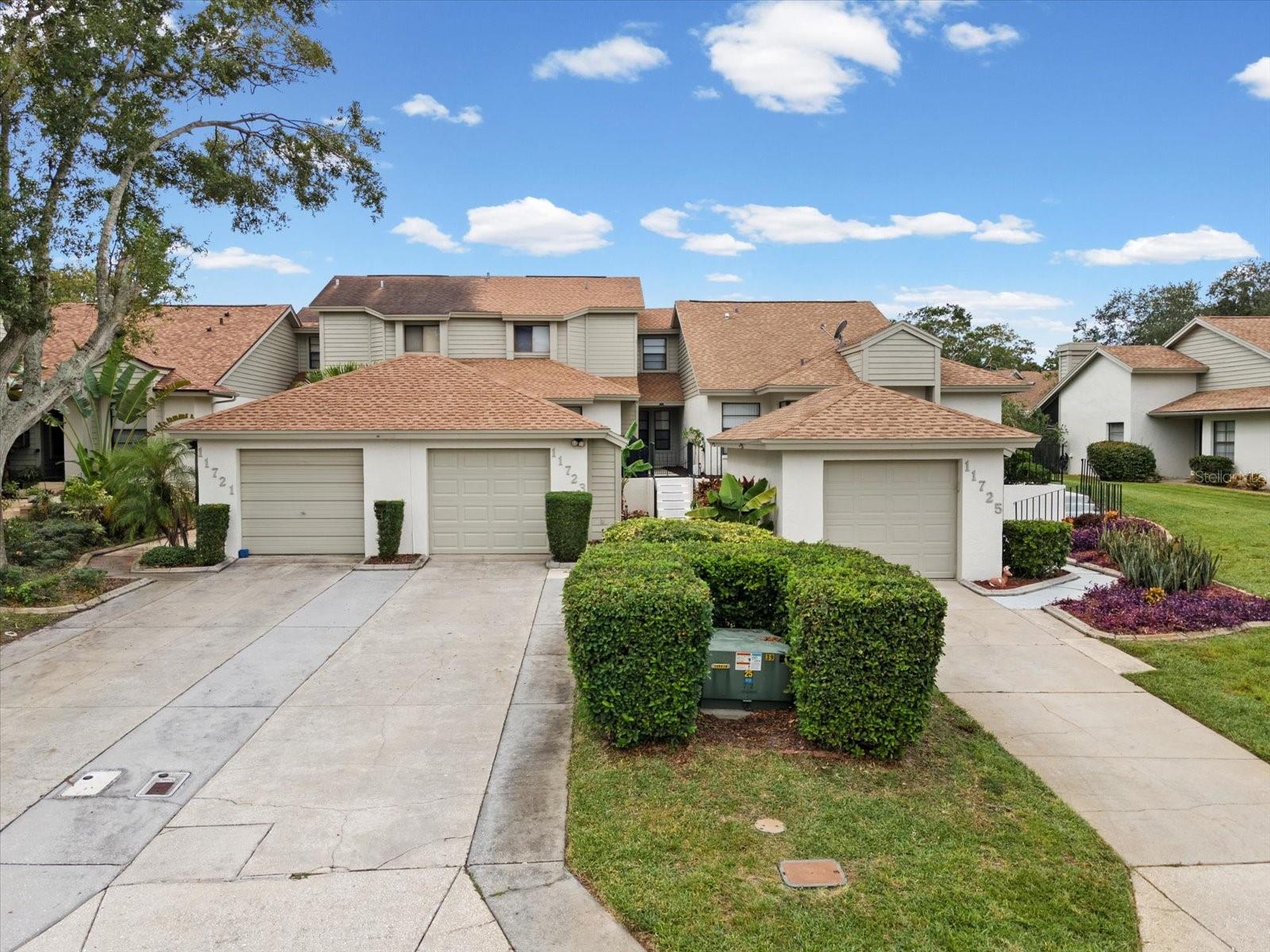 Image 42 of 66 For 11723 Rolling Pine Lane