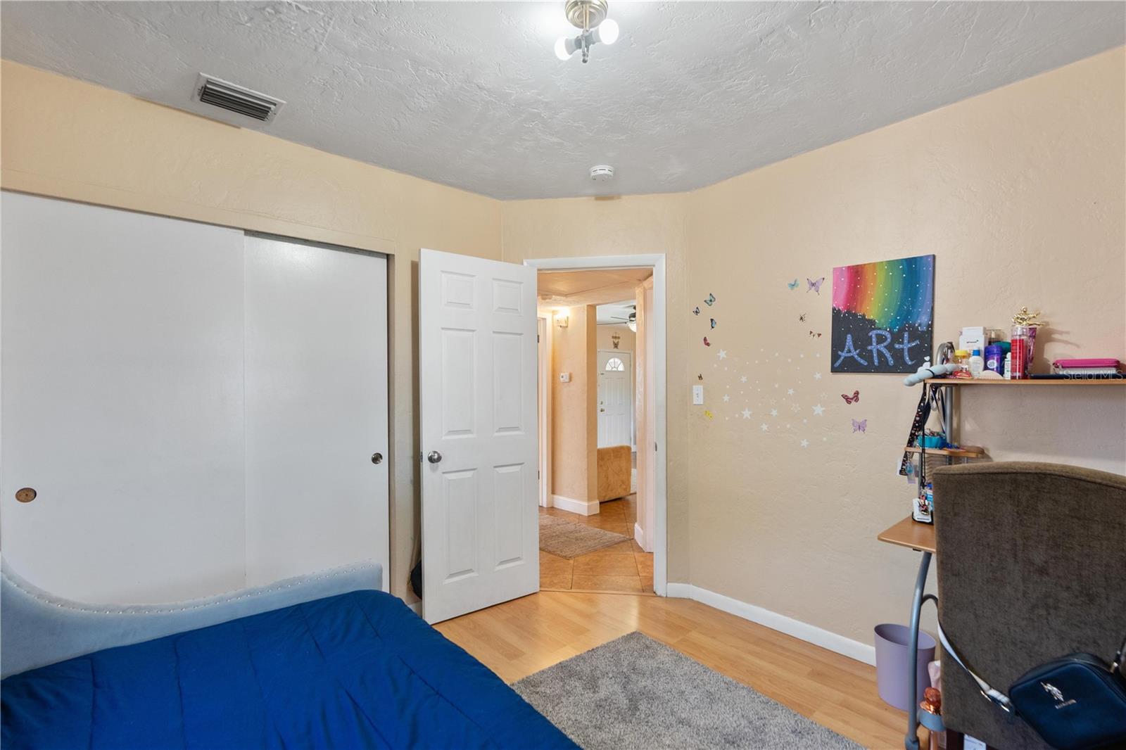 Image 22 of 33 For 10931 110th Avenue